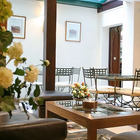 Des Mines Hotel Paryż