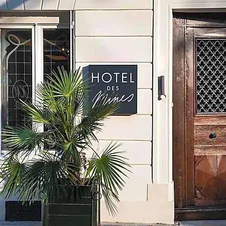 Des Mines 3* פריז