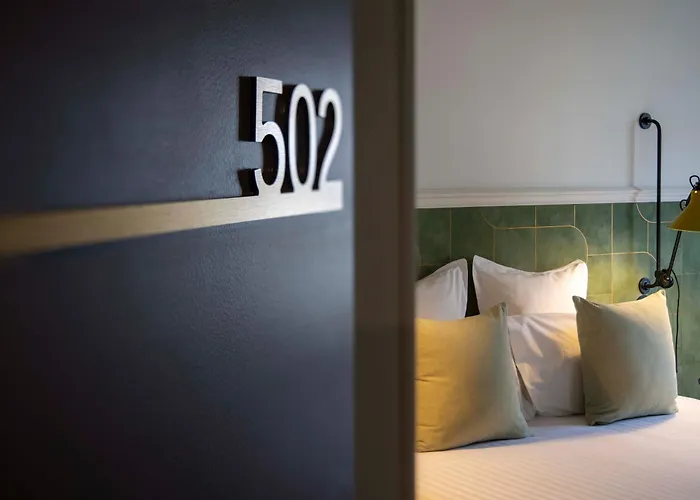 Des Mines Otel 3*