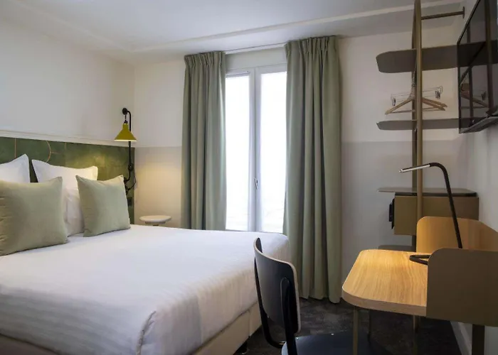 Des Mines Otel 3*