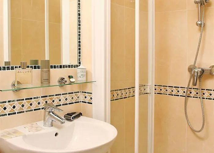 Otel Des Mines 3*